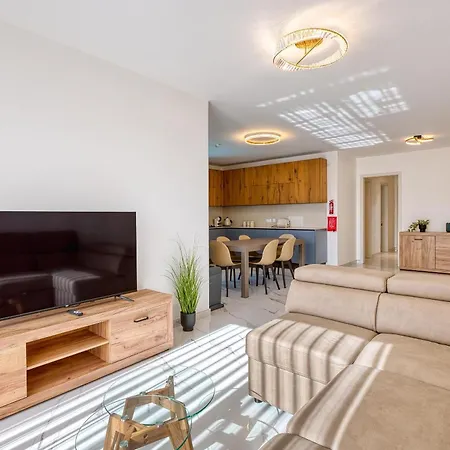 Apartment Penthouse Paradise In Mellieha With Private Pool By 360 Estates Ix-Xaghra ta' Barra