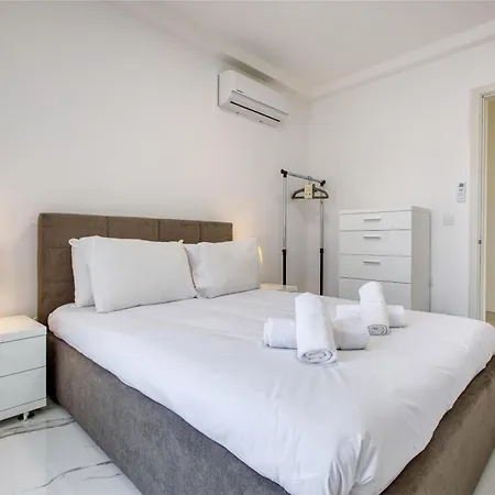 Apartamento Penthouse Paradise In Mellieha With Private Pool By 360 Estates *